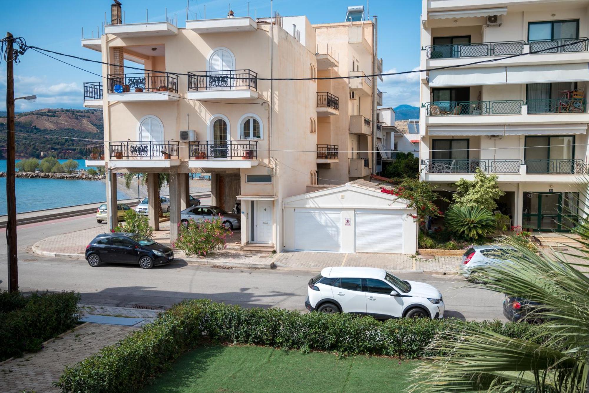 Coconut Blue Apartment Итеа Екстериор снимка