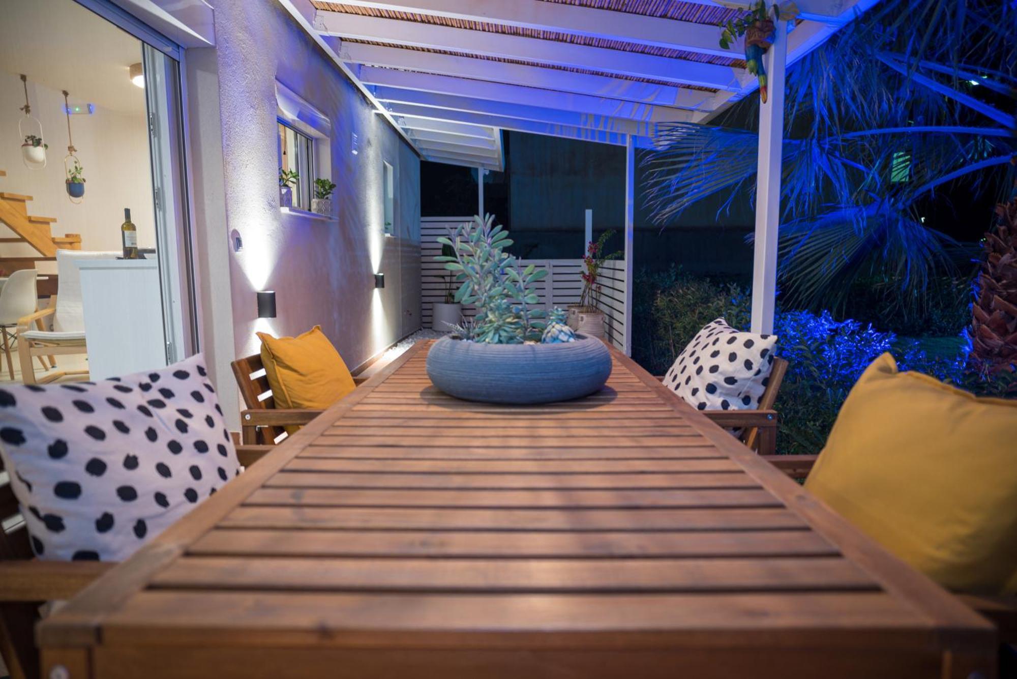 Coconut Blue Apartment Итеа Екстериор снимка